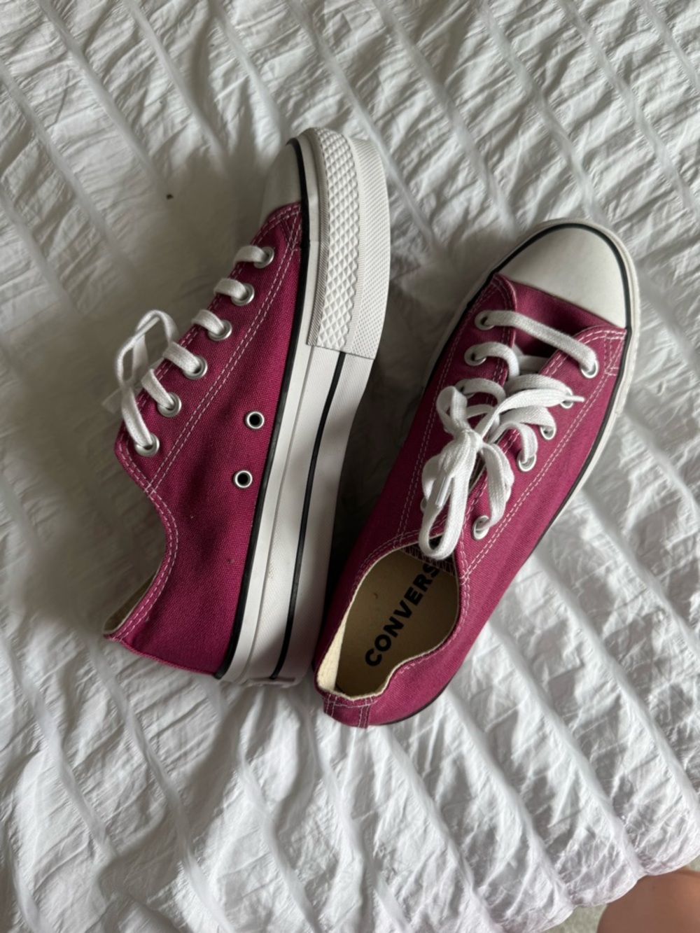 Converse Chuck Taylor Low Top Sneakers - Rose Pink Canvas - Picture 2 of 5